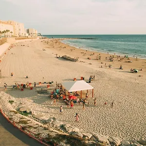 No 5 , Cádiz Spanien