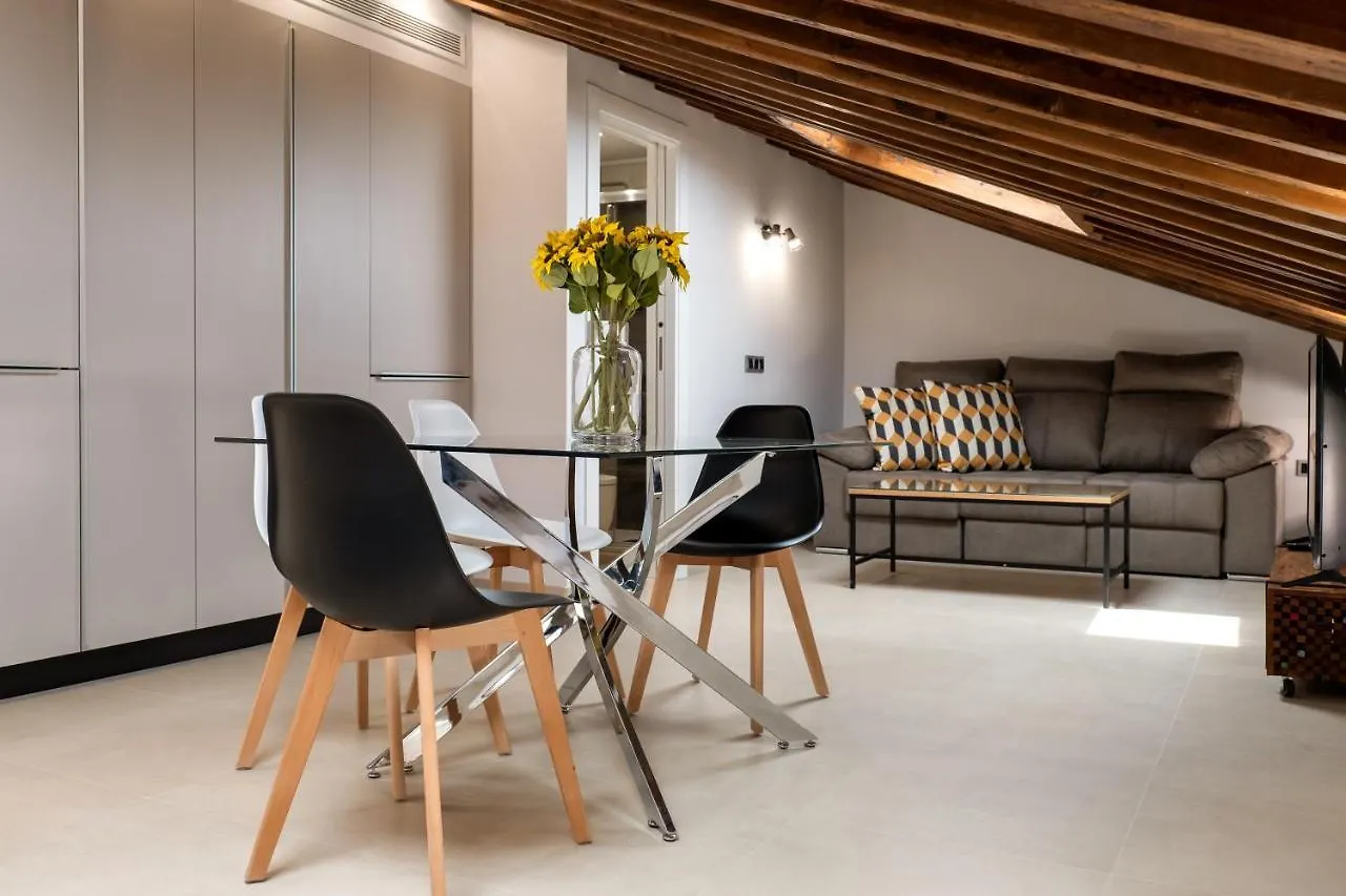 Inmalaga Penthouse Santos Suites 0*, Malaga Spain